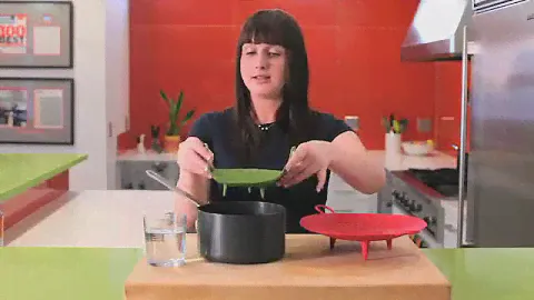 Chef'n 8½" Sleekstor VeggiSteam Silicone Steamer Insert